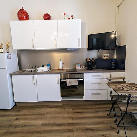 Appartement Cosy Proche Du Port Ница Екстериор снимка